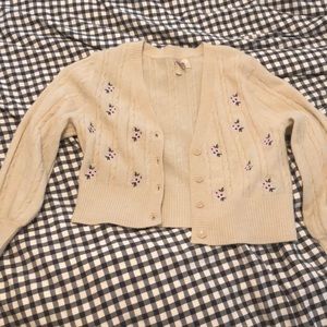 H&M Cropped Cardigan